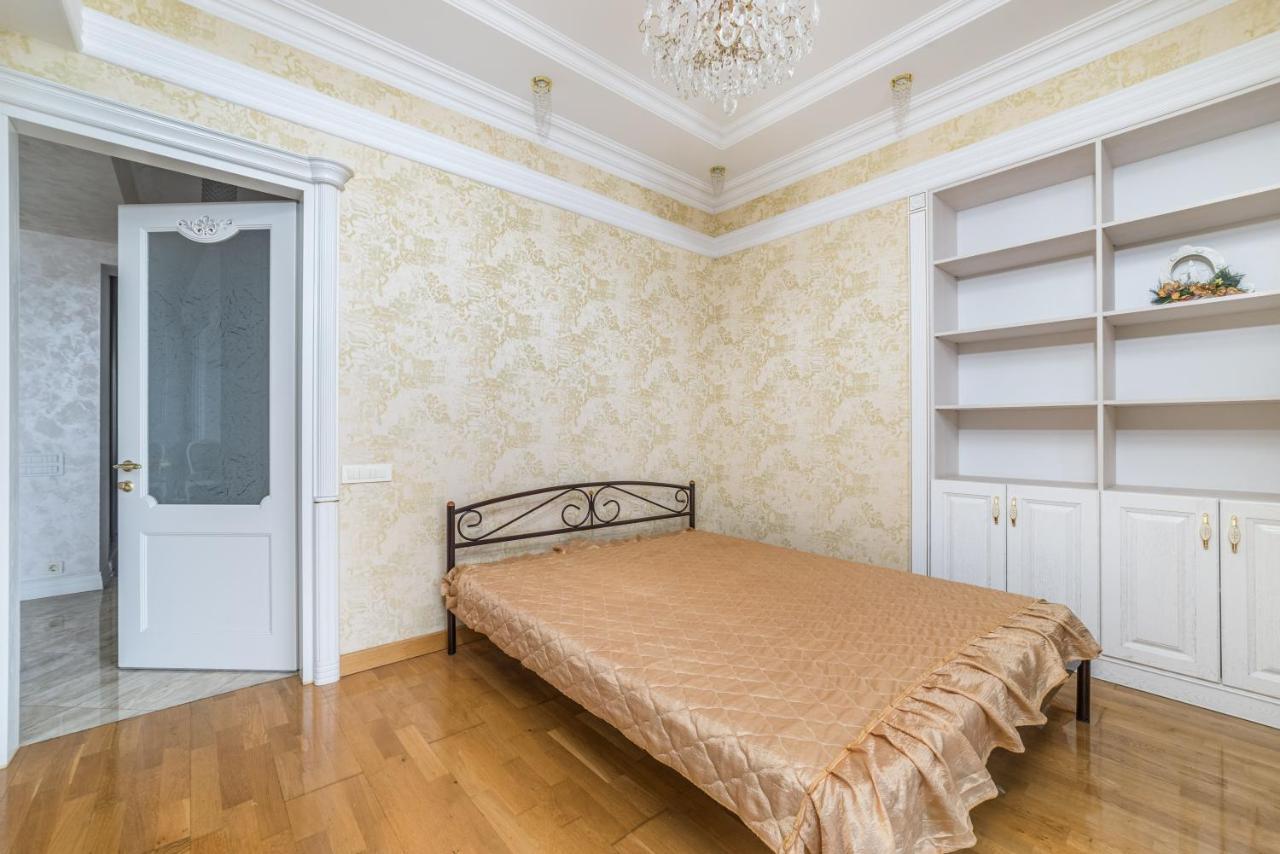 Gefest 2-Bedrooms Apartment With Terrace Odessa Esterno foto